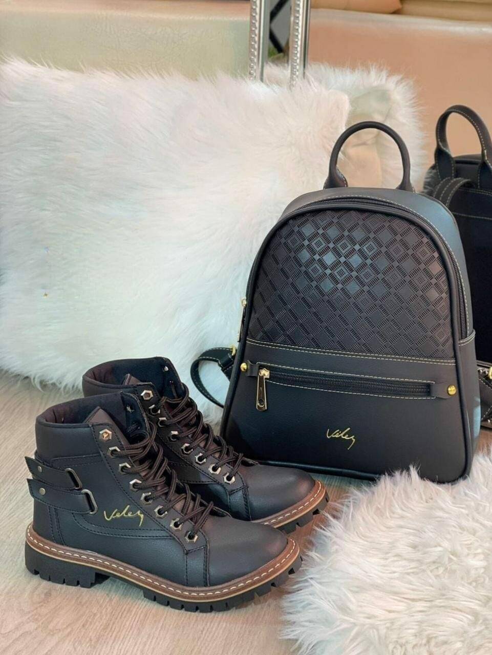 Combo Exclusivo Vélez: Bolso Elegante + Botín de Lujo